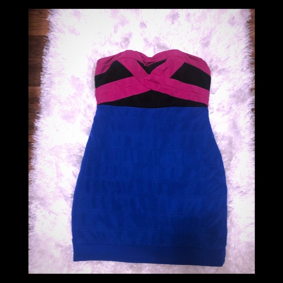 CITY STUDIO beautiful strapless dress/juniors size 11 - Picture 1 of 4